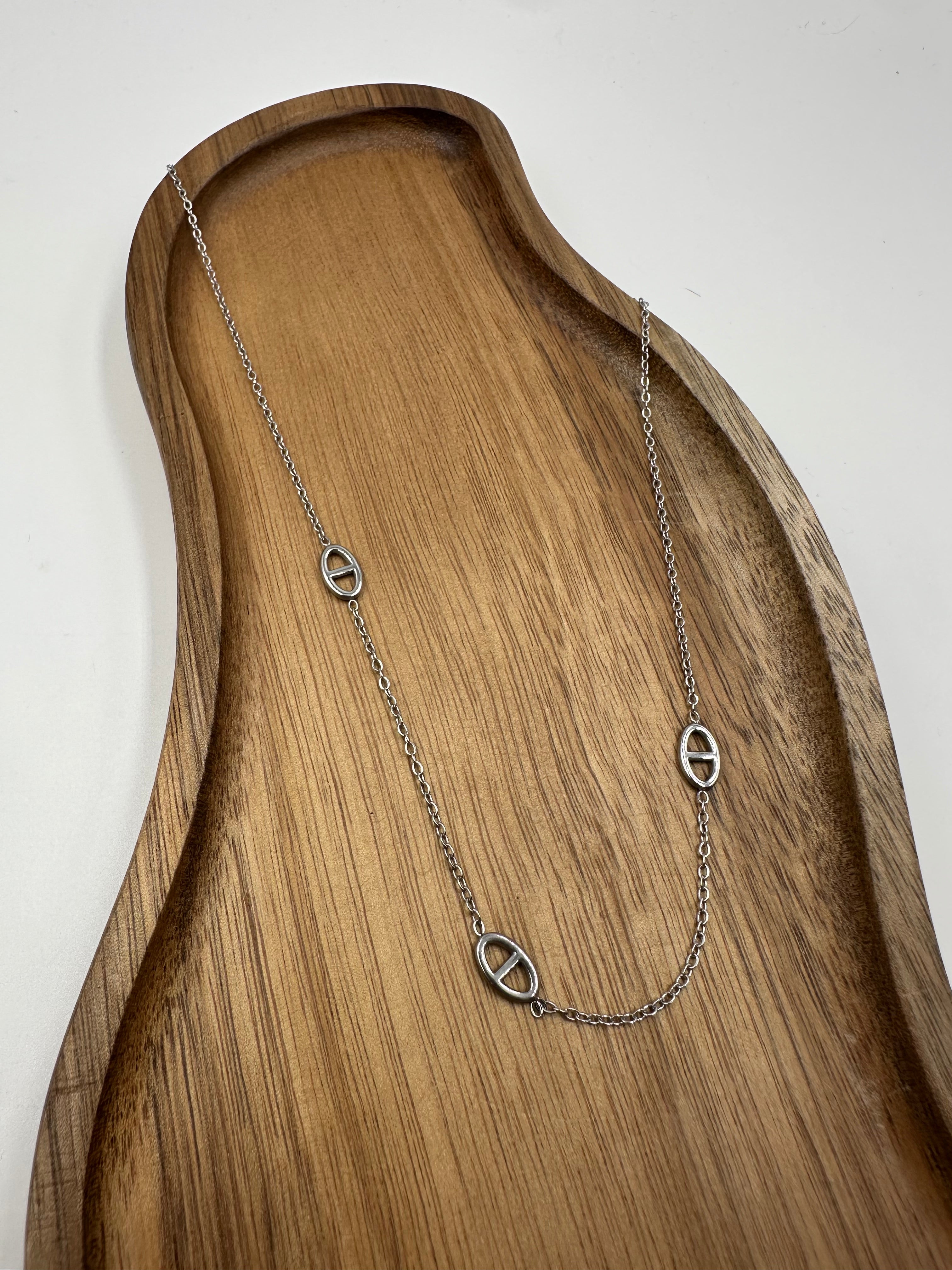 Collier NOA