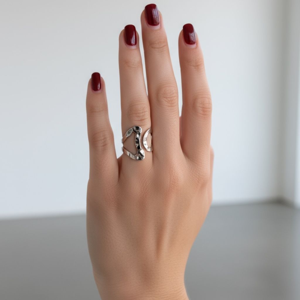 Bague AVA